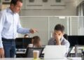 20 signos de mala gestión y cultura laboral tóxica