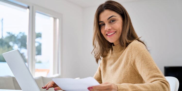 30 empleos remotos altos con salarios de $ 100,000 (o más)