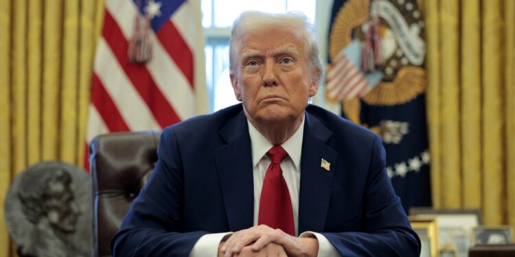 Redondeando las acciones econas de la administración Trump: NPR