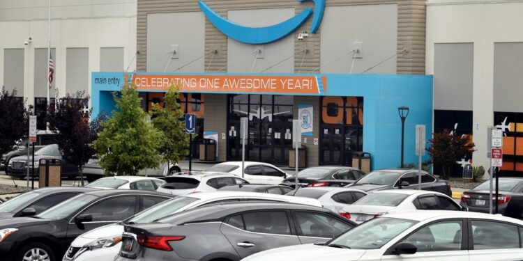 Amazon Warehouse Union Vote en Carolina del Norte: NPR