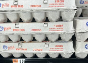 Compras de huevos limitadas por Trader Joe’s y Kroger: NPR