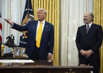 Trump lanza una revisión que podría conducir a tarifas de cobre