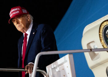 Trump presenta la presión comercial sobre China después de que Beijing no sale corriendo