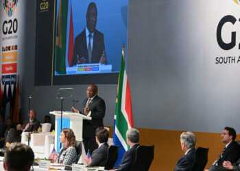 El juego de Sudáfrica para aliviar las tensiones con Trump: un nuevo acuerdo comercial