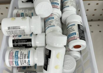 GIS, GILD, TSLA y más