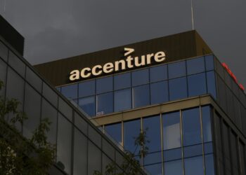 Accenture es la primera víctima corporativa de Dege, las acciones se sumergen en contratos advertencia