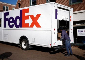 Por qué este CIO suena la alarma en dos acciones clave de consumo Bellwether