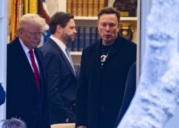 Las políticas de Trump ‘prometen’ una recesión económica, dice un pronosticador prominente en el primer ‘reloj de recesión’