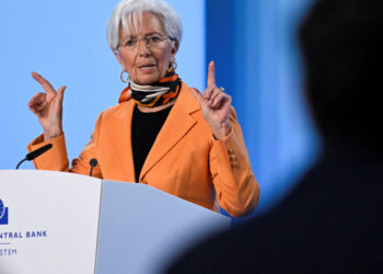 Las tarifas impredecibles de Trump nube la perspectiva económica de Europa