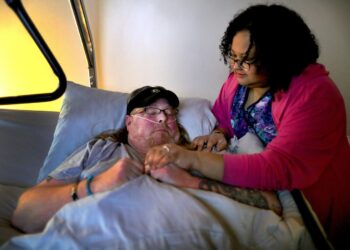 Estrés del cuidador, cuidar a los padres mayores