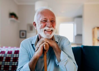 ¿Debería comprar un seguro de atención a largo plazo?