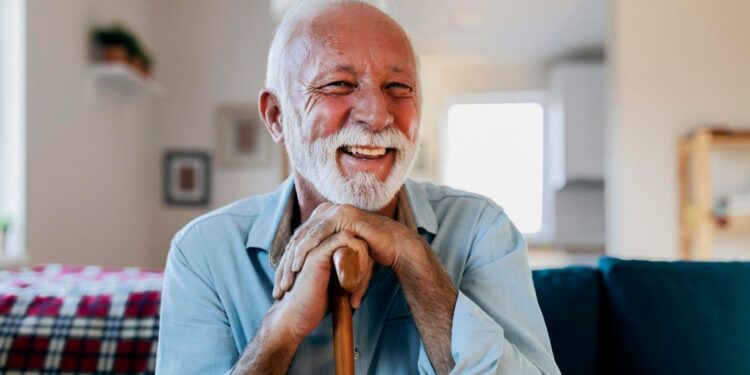 ¿Debería comprar un seguro de atención a largo plazo?