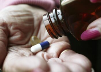 Extragranada extrema de su envejecimiento de los padres y el abuso financiero