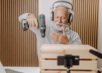 Cómo los conciertos secundarios convierten los pasatiempos en ingresos en sus años dorados