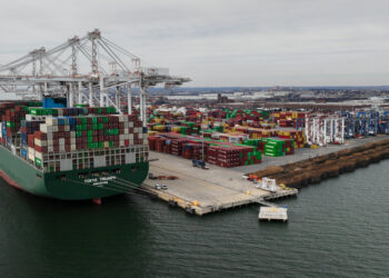 La inflación permaneció pegajosa antes de la creciente guerra comercial de Trump, según muestran los datos de PCE