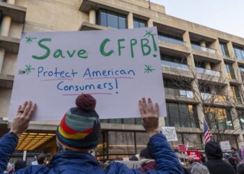 Los empleados de CFPB dicen que la administración de Trump planea “terminar” la agencia