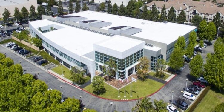 Alta West adquiere activos de I + D en el submercado de South Bay de Los Ángeles