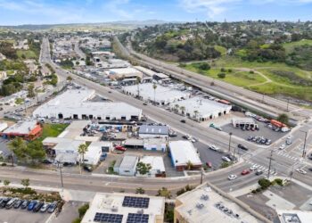 El vendedor termina con seis décadas en Oceanside Industrial