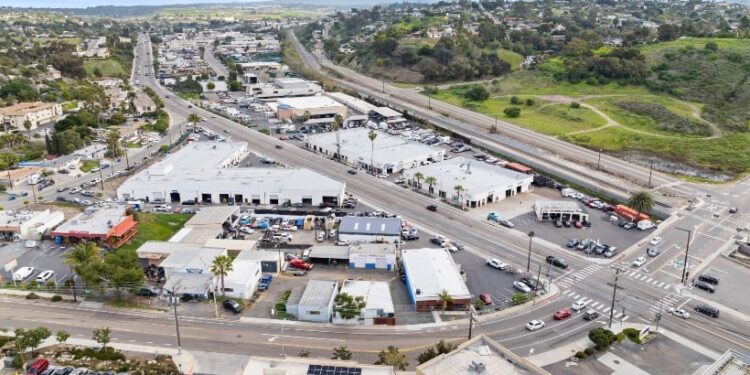 El vendedor termina con seis décadas en Oceanside Industrial