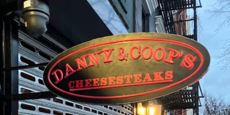 Alchemy adquiere East Village de uso mixto, hogar del restaurante propiedad de Bradley Cooper