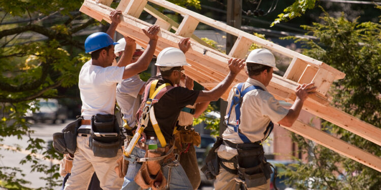 El sentimiento del constructor estadounidense disminuye en medio de la incertidumbre económica y los crecientes costos