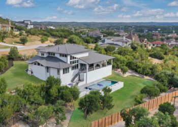 ¿Debería obtener una inspección del techo antes de comprar una casa?