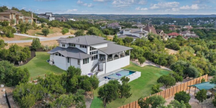 ¿Debería obtener una inspección del techo antes de comprar una casa?