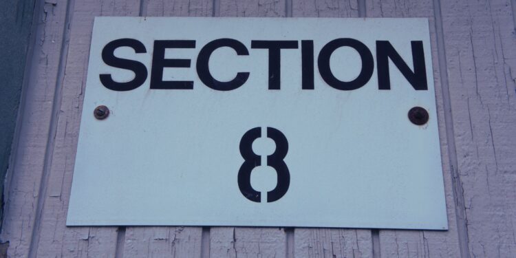 La pausa de nuevas aplicaciones de la sección 8 en medio de recortes de financiación