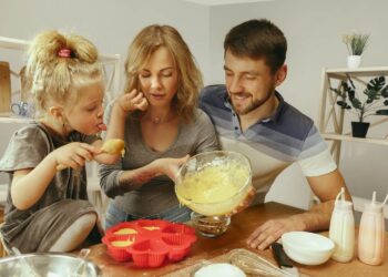 Jugando con fuego: por qué la independencia financiera se ve diferente para los jóvenes canadienses