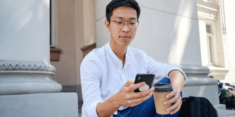 Cómo los jóvenes inversores pueden responder a la volatilidad del mercado de valores