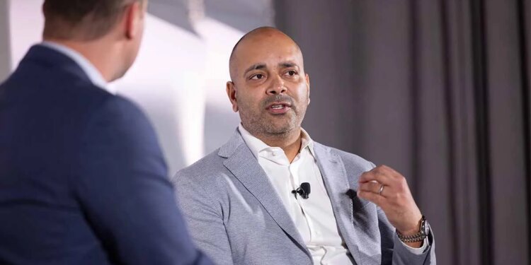 Compañías de cohetes para adquirir el Sr. Cooper en Bombshell $ 9.4B Deal