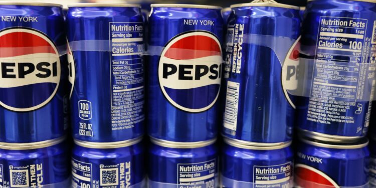 Acciones que realizan los movimientos más grandes Premarket: Texas Instruments, IBM, Southwest, ServiceNow, Hasbro y más