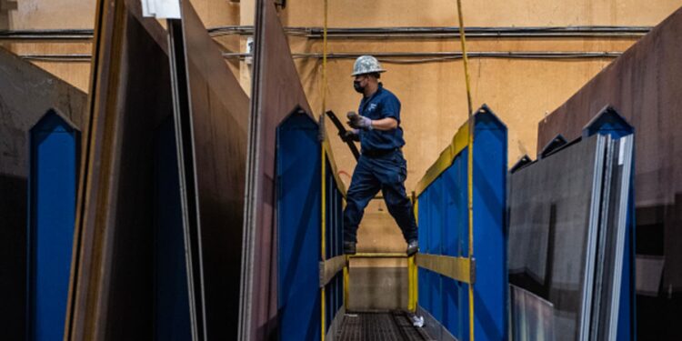 X, tsla, dltr, aapl y más