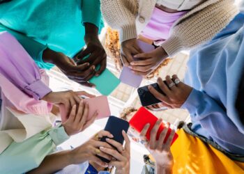 Las finanzas reguladas deben generar confianza con la generación Z