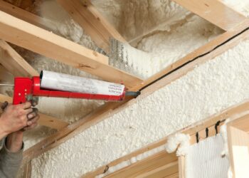 Este propietario redujo su factura de calefacción a la mitad, y obtuvo un crédito fiscal de $ 1,200