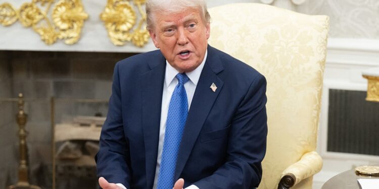 Trump insiste en que el tumulto del mercado de bonos no influyó en la pausa de la tarifa: “No estaba preocupado”