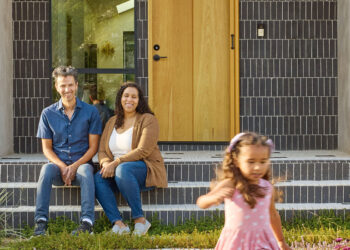 Cómo los textiles de África occidental dieron forma a un bungalow del sur de California