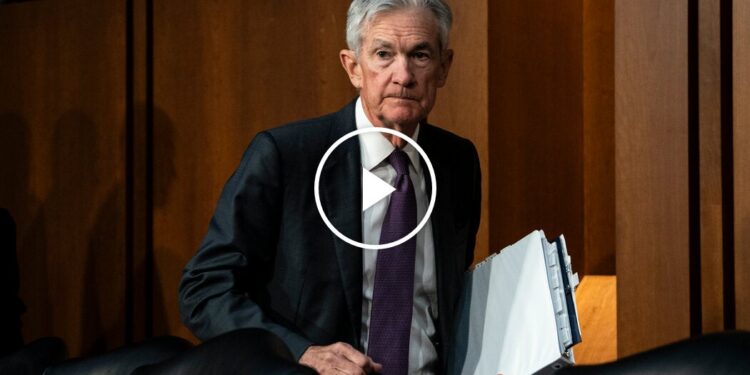 El presidente de la Fed dice que los aranceles de Trump podrían empeorar la inflación