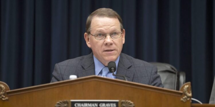 El presidente republicano presenta un plan de $ 15B para modernizar el control del tráfico aéreo