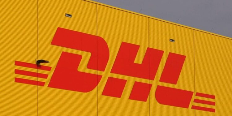 Courier Firma DHL para suspender los envíos globales de más de $ 800 para nosotros debido a las nuevas reglas de aduanas