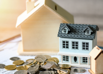 La administración del presidente Trump solo redujo más políticas de vivienda justa: ¿qué está en juego? ¿Quién puede ayudar?