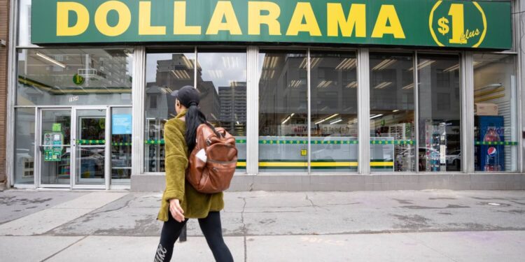 Noticias del mercado de valores para inversores: Dollarama Brazes for Impact, Stellantis llega a una pausa y las existencias de ropa se sumergen mientras nosotros impone tarifas