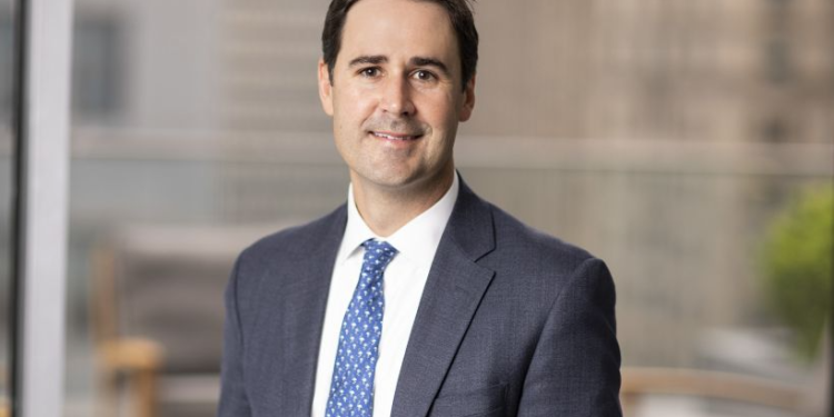 Nuveen nombra Chad Phillips Global Head of Real Estate