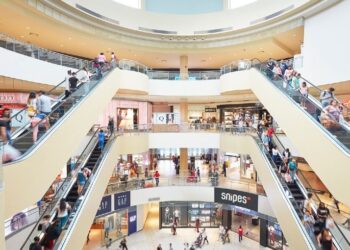 Macerich agrega inquilinos, completa mejoras en Queens Center