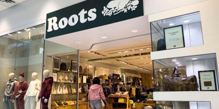 Noticias del mercado de valores para inversores: ganancias del informe de Cineplex, Roots y Delta