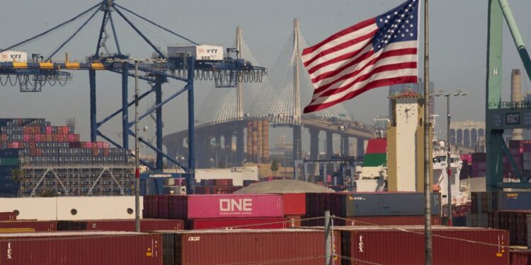Cómo las tarifas de Trump están gruñendo cadenas de suministro