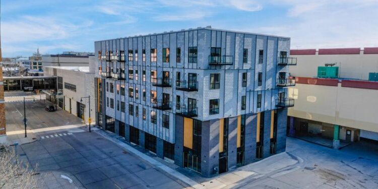 MMCC organiza $ 10 millones para la propiedad de Wisconsin MF