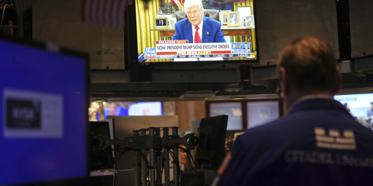 Las existencias aumentan el aplazamiento de la tarifa, pero los temores de recesión permanecen