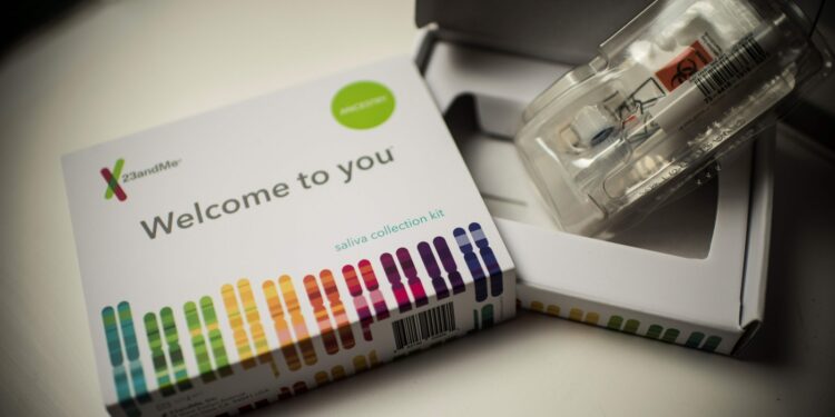23andMe está en bancarrota. ¿Qué pasará con los datos genéticos de sus clientes? : Money del planeta: NPR
