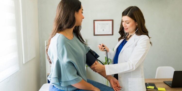 4 alimentos que pueden ayudar a reducir la presión arterial naturalmente